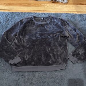 Cold crush fleece long sleeve top